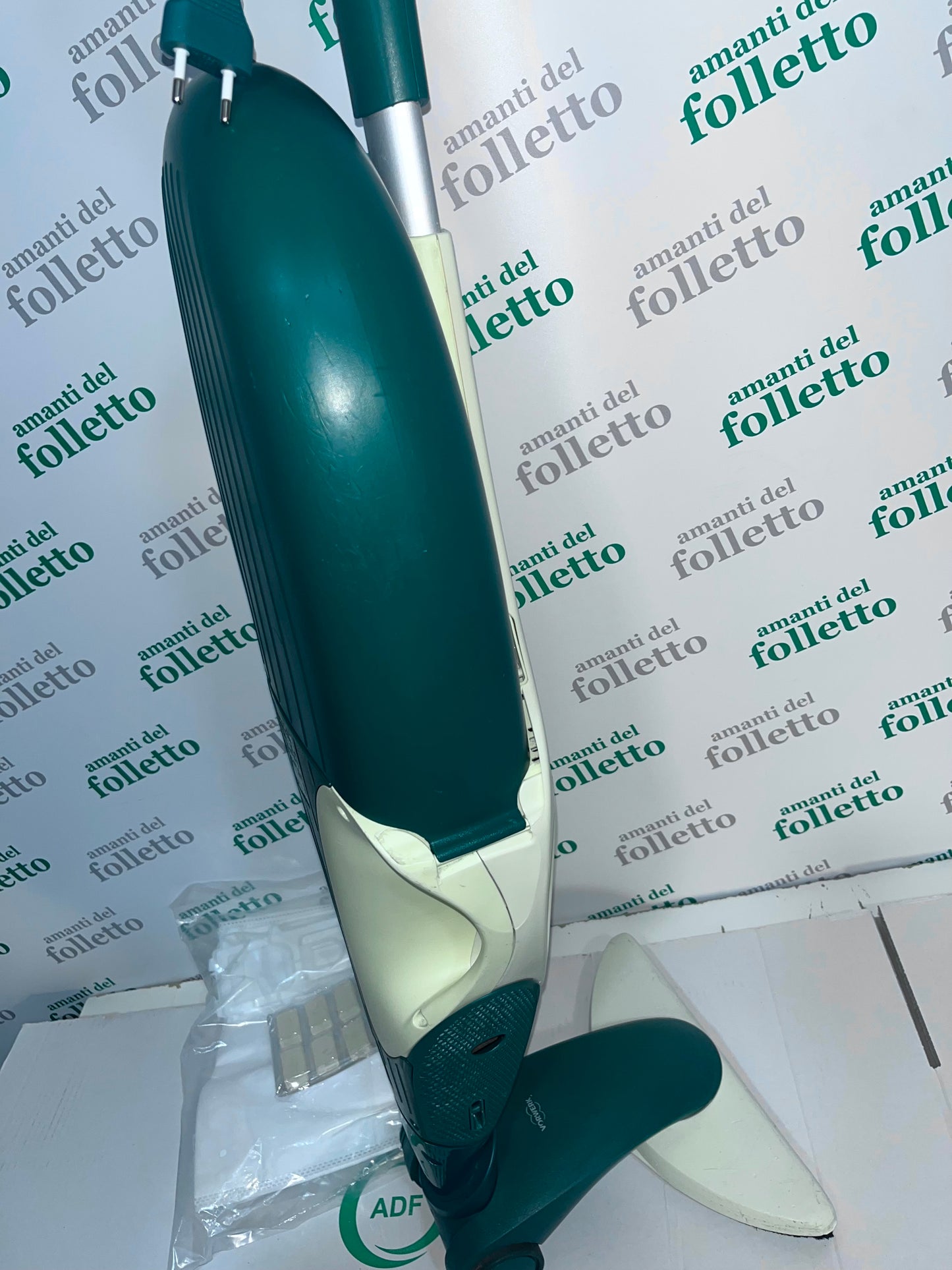 Folletto VK135 Rigenerato 24 mesi di garanzia PRODOTTO ORIGINALE TEDESCO